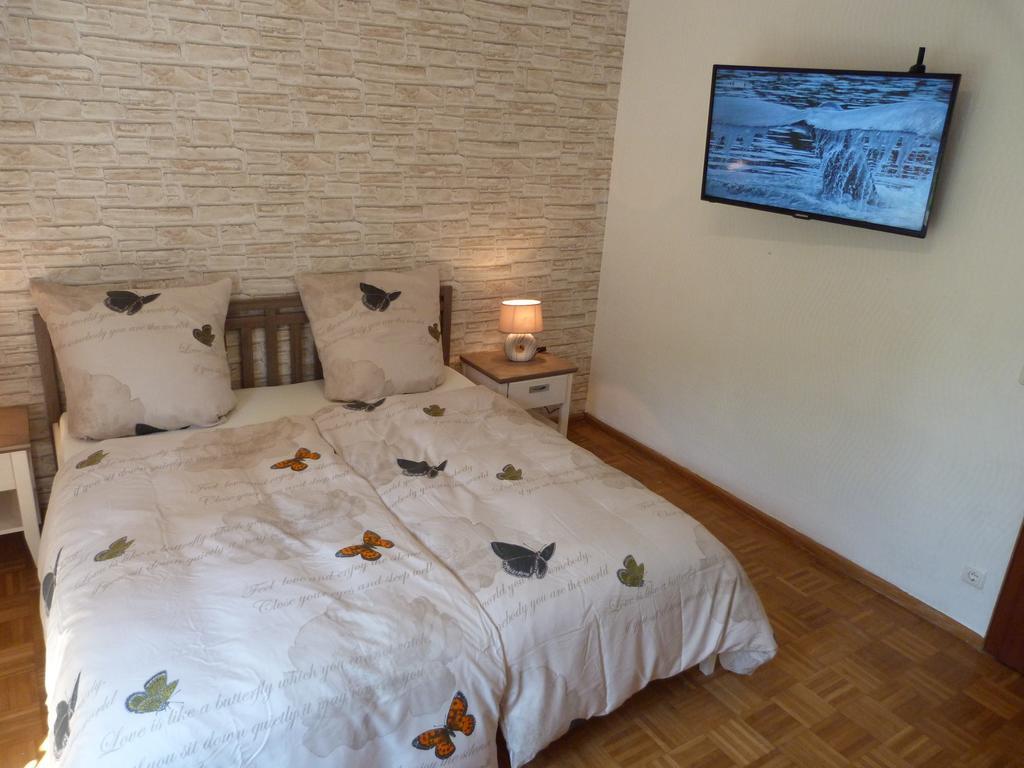 אוברהאוזן 5X Balkon-Apartments Mit Kueche 40-65Qm Ruhrgebietferienwohnung Dobry-Fuchs חדר תמונה